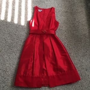 Kay Unger Sleeveless Red Belted V Neck Dress Size